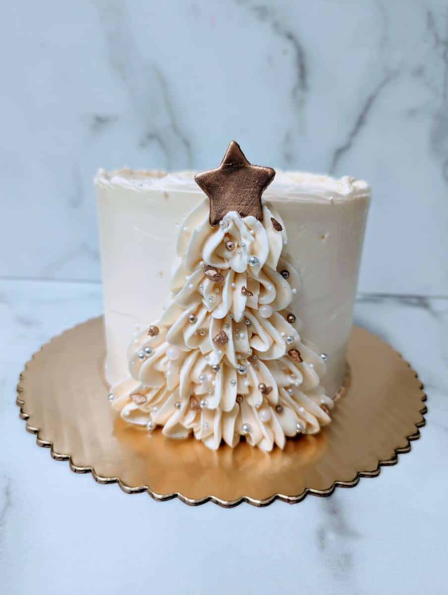 6" Round Merry and Bright Egg Nog Cake