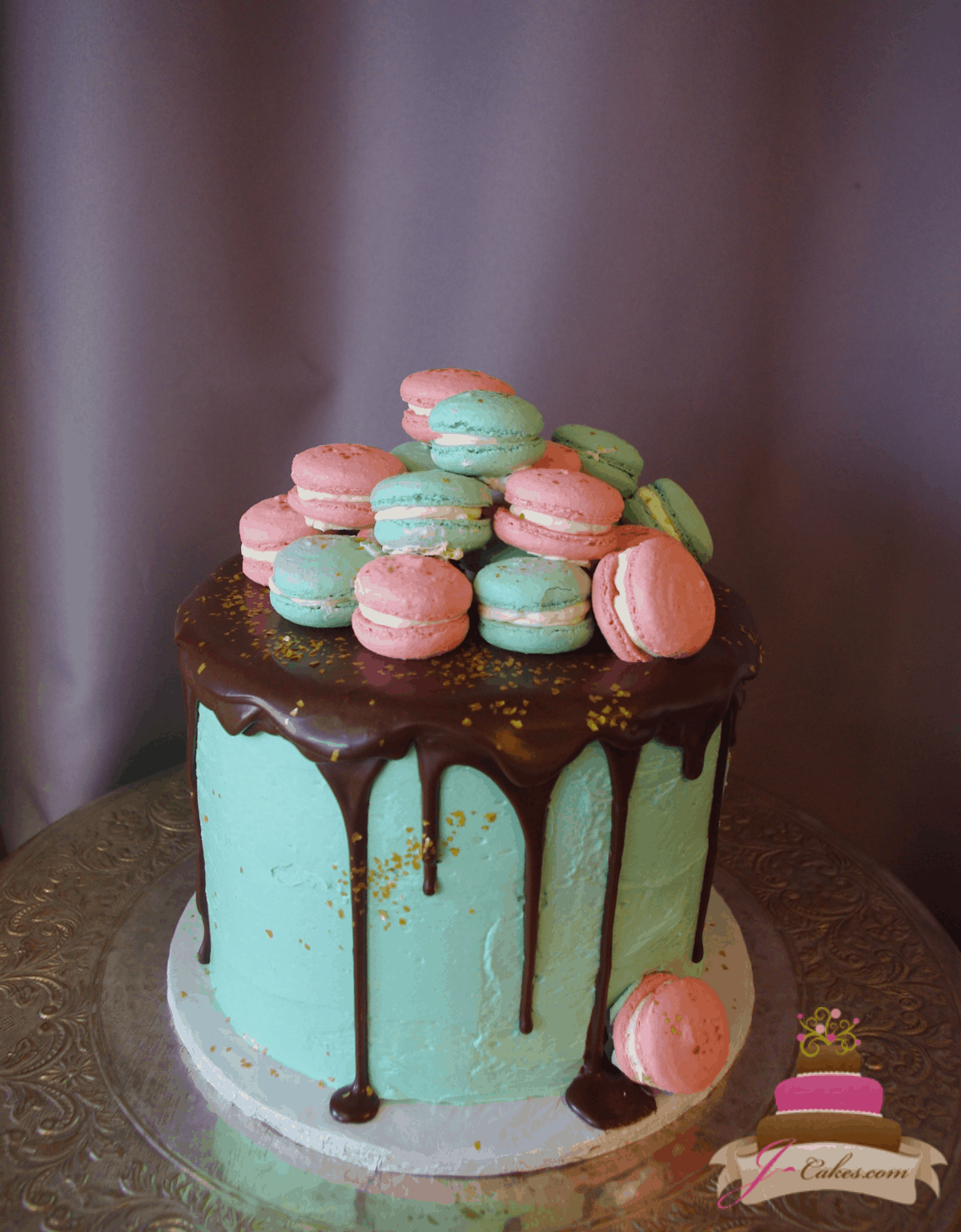 (208) Macaron Drip Cake