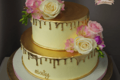 (197) Gold Drip Cake