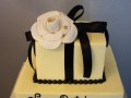 (159) Chanel Flower Birthday Cake
