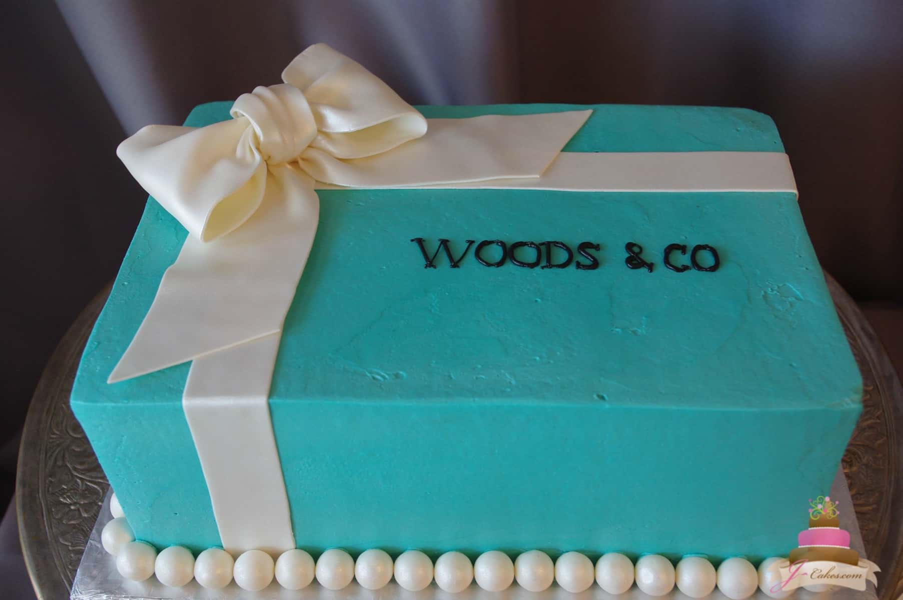 (315) Custom Tiffany Box Bridal Shower Cake