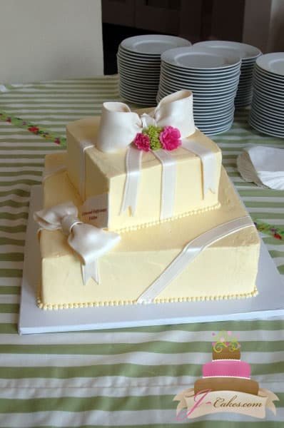 (301) Gift Box Bridal Shower Cake