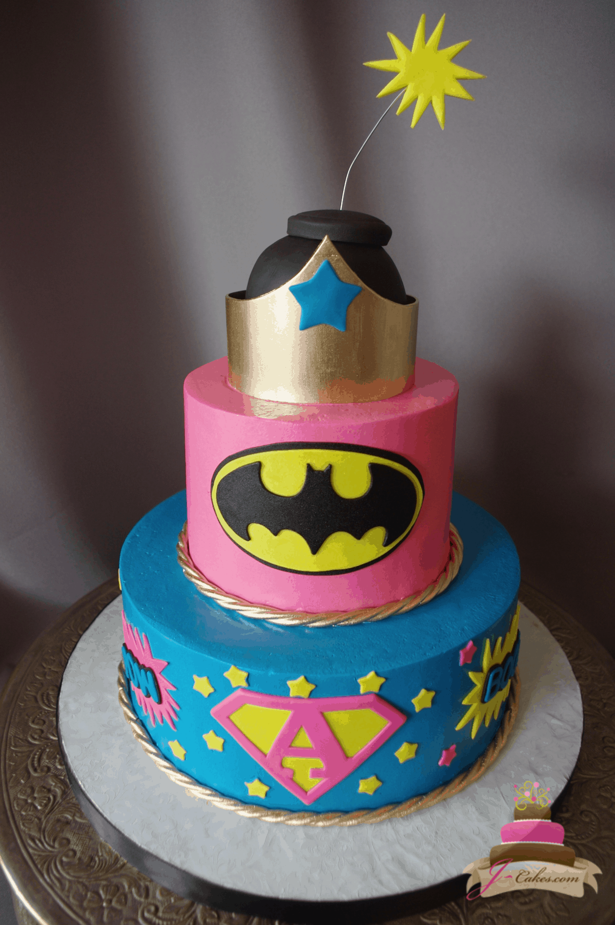(554) Superhero Tiered Cake
