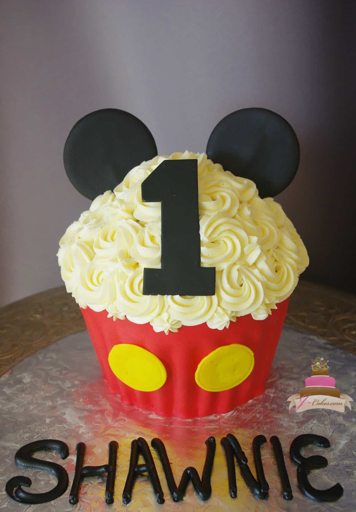 (509) Mickey Mouse Giant Cupcake