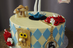 (543) Alice in Wonderland Cake