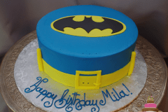 (550) Batman Belt Cake