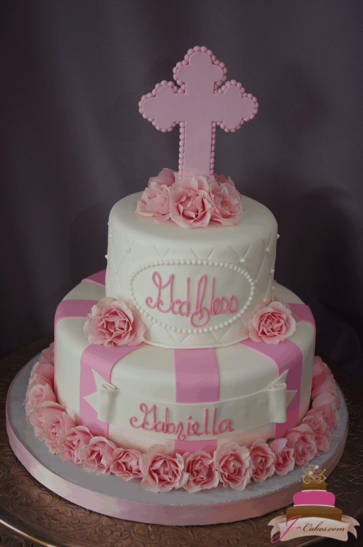 (2020) Pink and White Fondant Cake