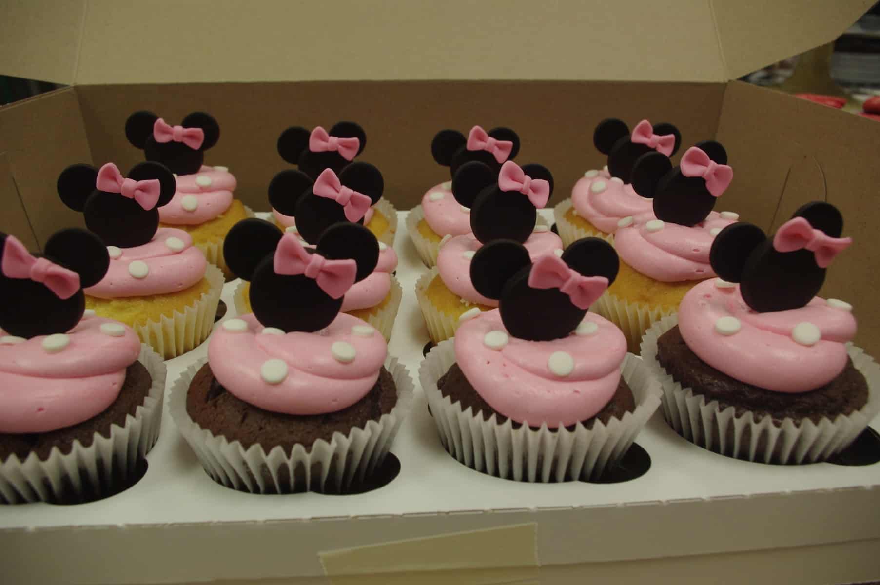 (667) Pink Minnie Mouse Cupcakes