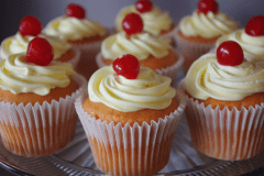 (649) Cherry Almond Cupcakes