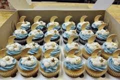 (661) Moon and Stars Cupcakes