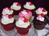 (616) Valentine's Day Cupcakes with Royal Icing Hearts