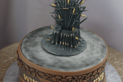 (733) Game of Thrones Cake