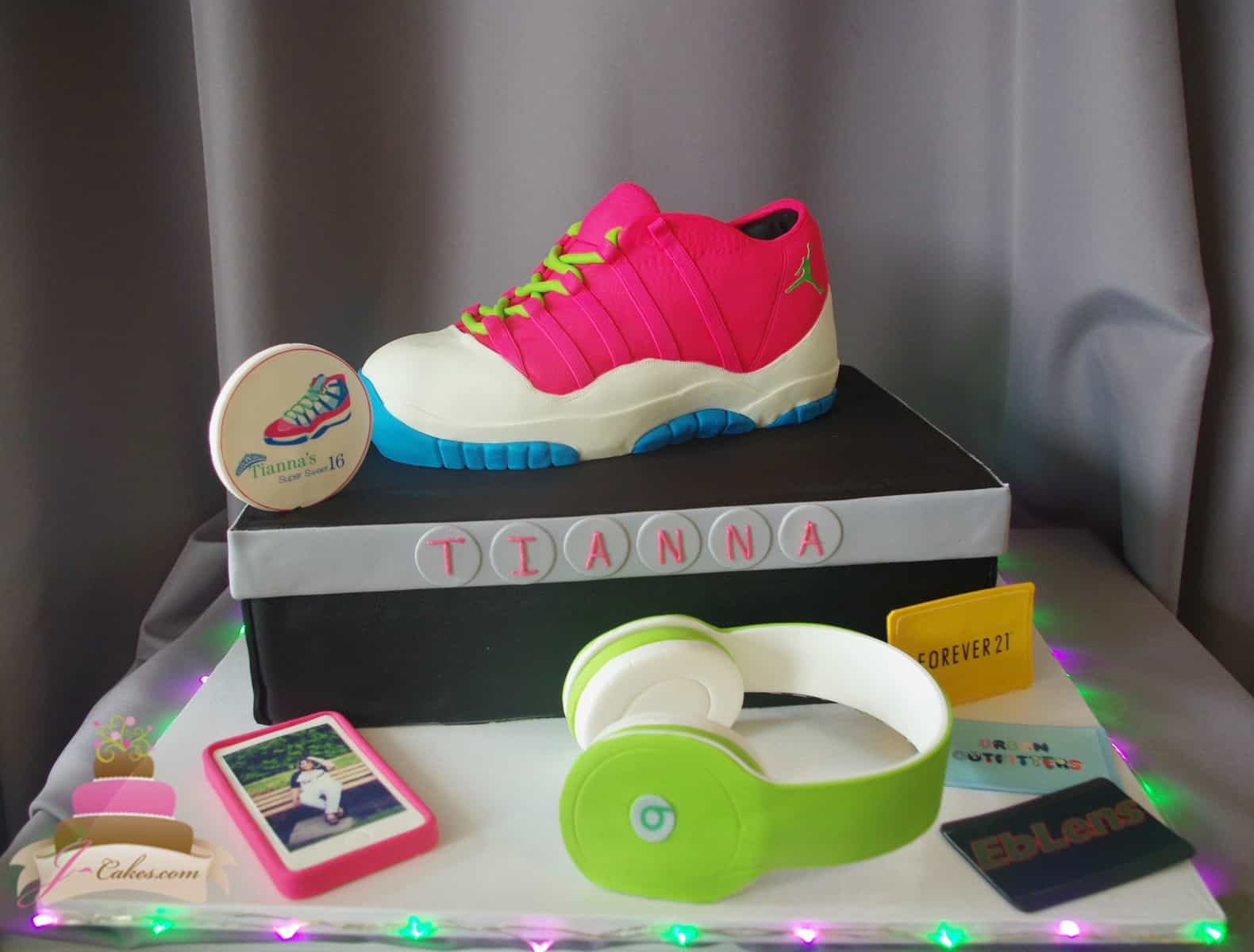 (929) Air Jordan Sweet 16 Cake