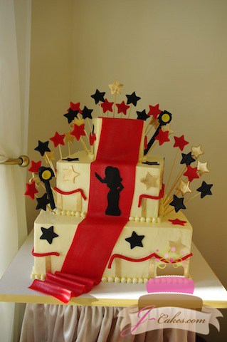 (912) Red Carpet Sweet 16 Cake