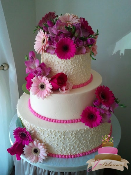 (1087) Pink Floral Wedding Cake with Cornelli Lace Piping