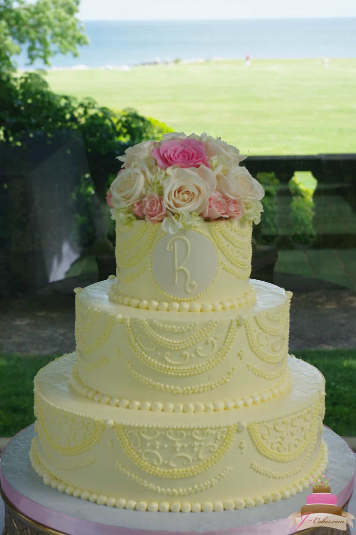 (1151) Custom Piped Wedding Cake