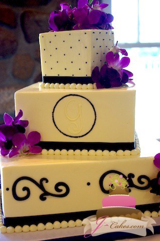 (1048) Purple Monogram Wedding Cake
