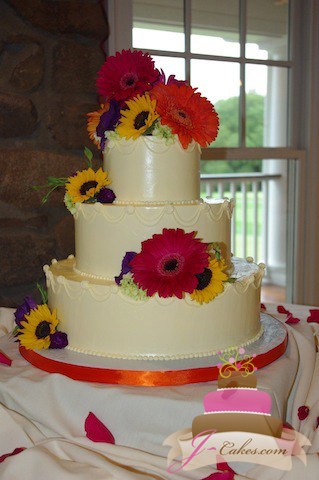 (1070) Piped Swag Wedding Cake