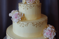 (1169) Wedding Cake with Gold Scrolls and Sugar Flowers